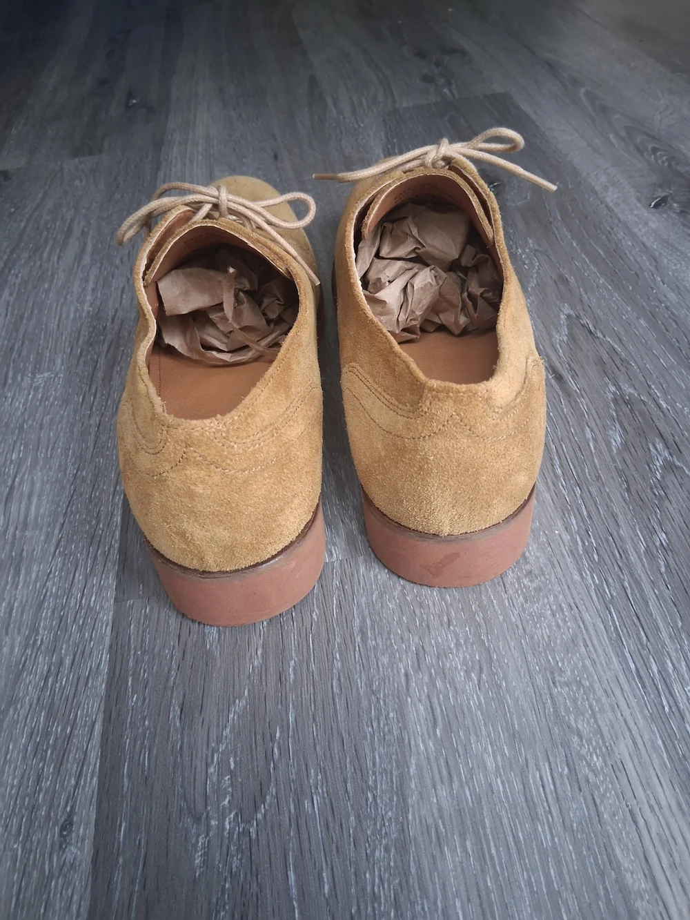 G.H. Bass & Co. Men's Suede Derby Shoes in Tan Size 10 M